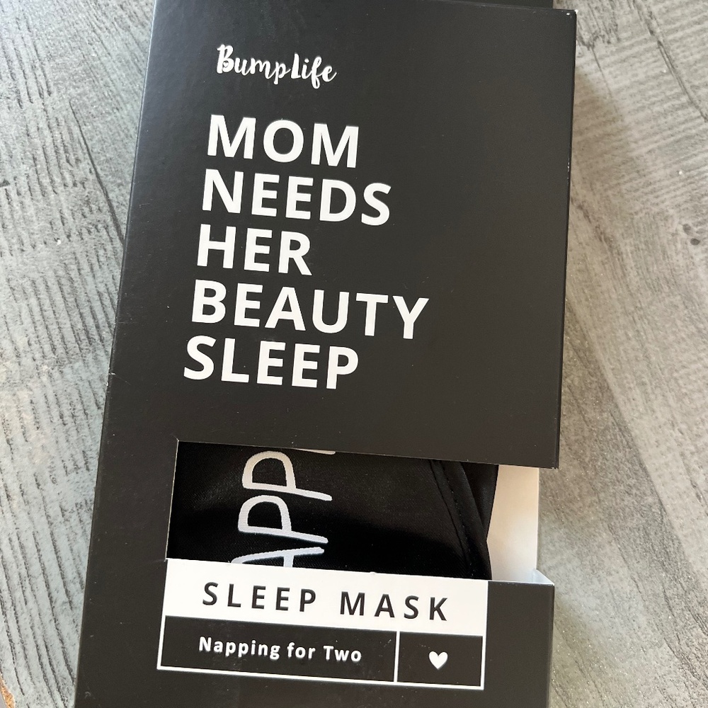 Bump Life Mom Needs Her Beauty Sleep Napping for Two Sleep Mask NIB